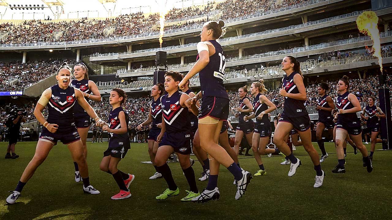 Dana Hooker - AFLW - AthletesVoice