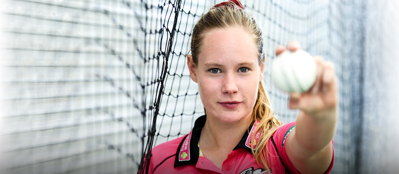 Lauren Cheatle - Cricket - AthletesVoice